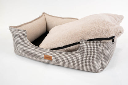 Windsor Dog Bed